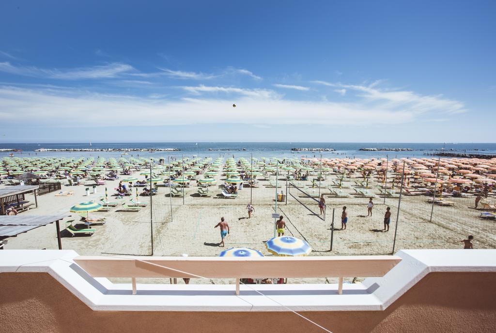 Hotel Eden Viserbella di Rimini المظهر الخارجي الصورة