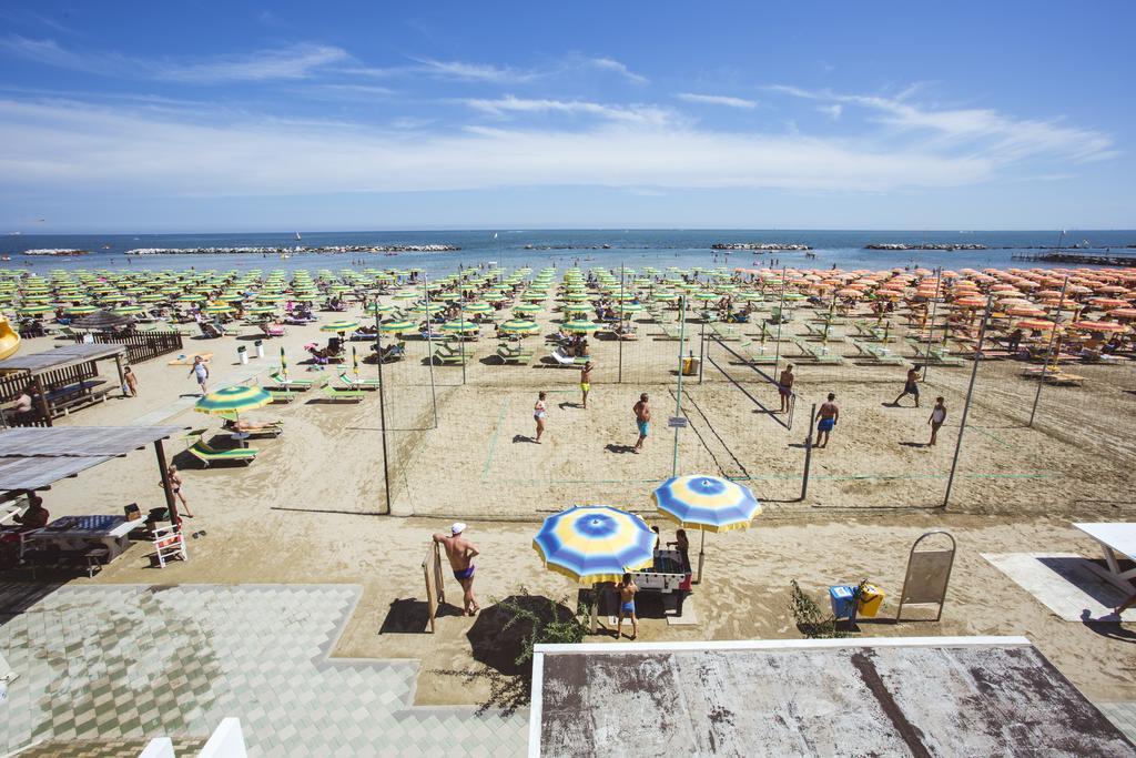 Hotel Eden Viserbella di Rimini المظهر الخارجي الصورة
