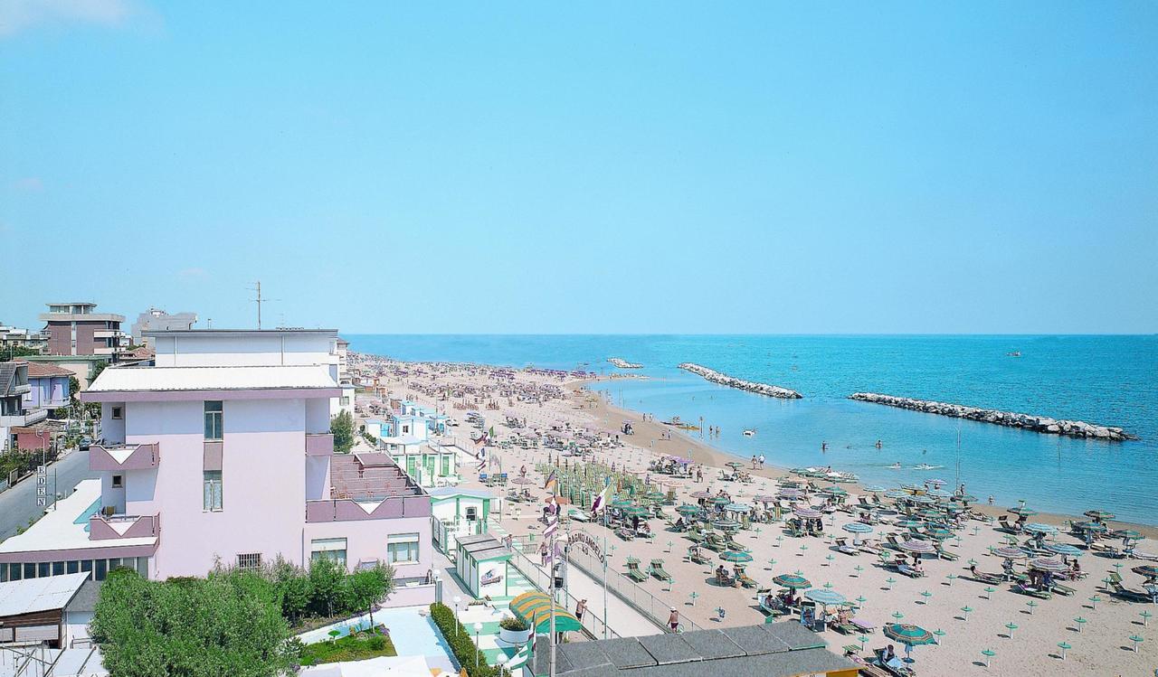 Hotel Eden Viserbella di Rimini المظهر الخارجي الصورة